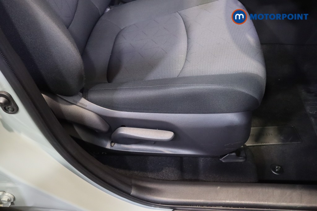 Used Toyota RAV4 2022 for sale - 76322663: Photo 24