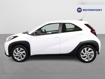 Used Toyota Aygo X 2023 for sale - 75935350: Photo