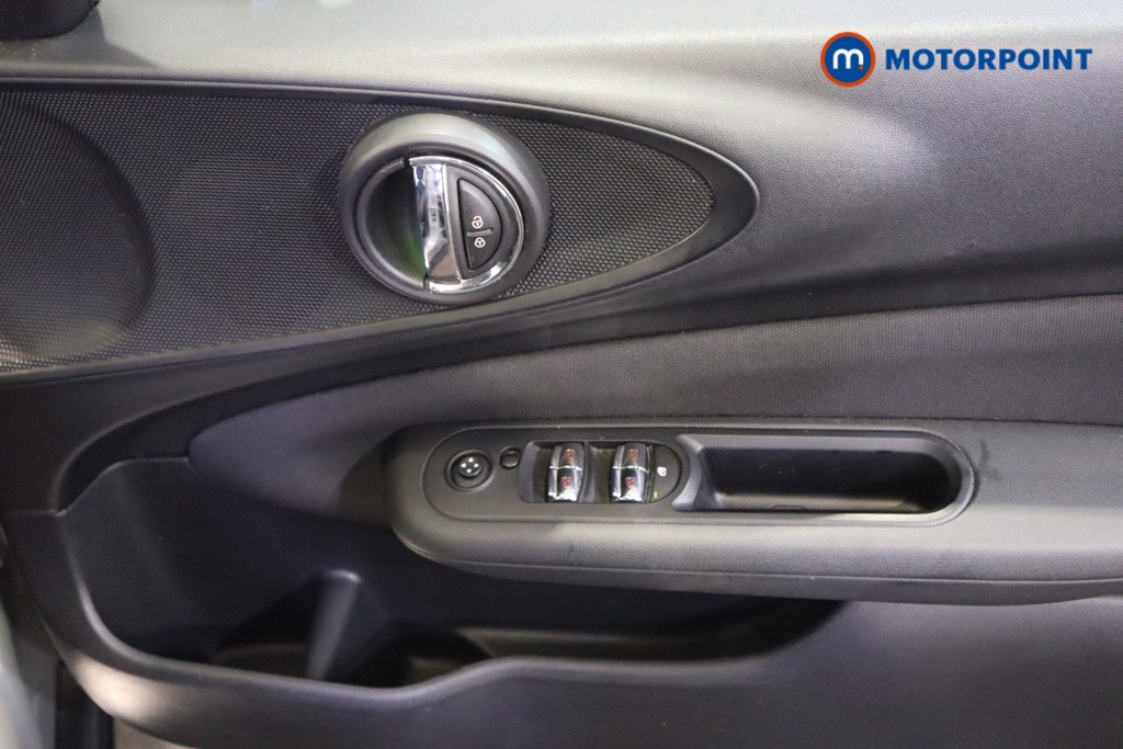 Used MINI Clubman 2018 for sale - 77901997: Photo 21