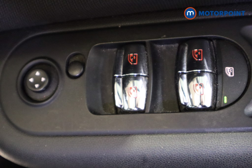 Used MINI Clubman 2018 for sale - 77901997: Photo 23