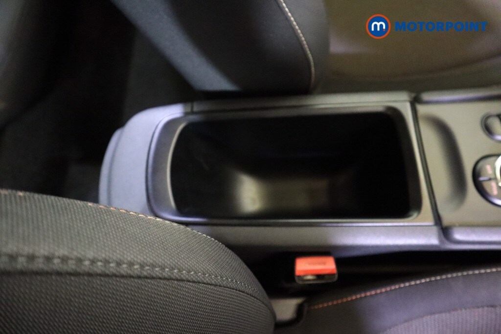 Used MINI Clubman 2018 for sale - 77901997: Photo 33