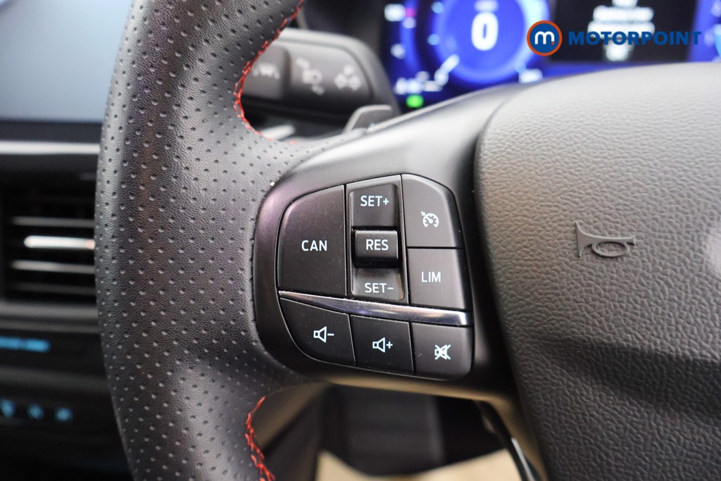 Used Ford Focus 2023 for sale - 76664920: Photo 10