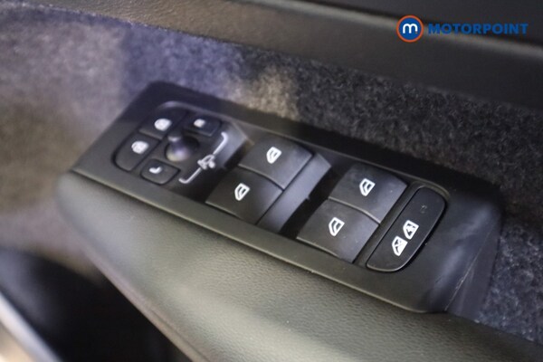 Used Volvo XC40 2023 for sale - 76101870: Photo 17