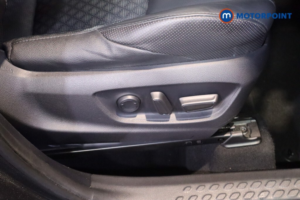 Used Toyota C-HR 2021 for sale - 77462715: Photo 24