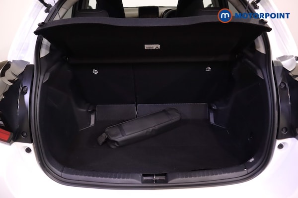 Used Toyota Yaris 2024 for sale - 76117916: Photo 31