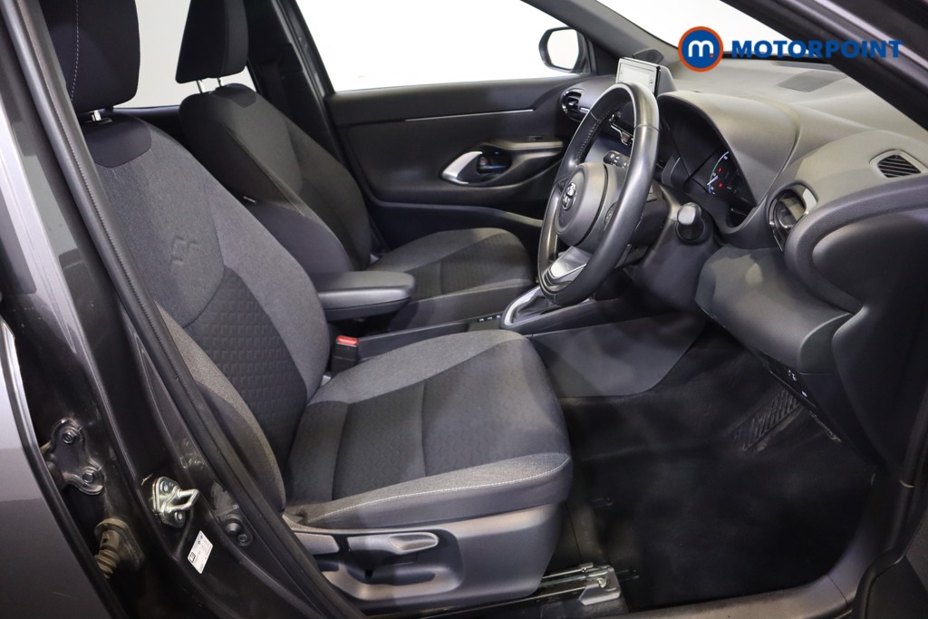 Used Toyota Yaris Cross 2022 for sale - 76413007: Photo 14