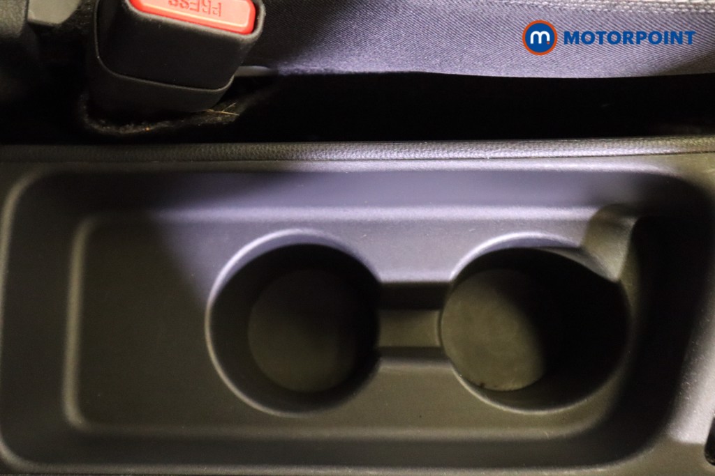 Used Toyota Yaris Cross 2022 for sale - 76413007: Photo 31