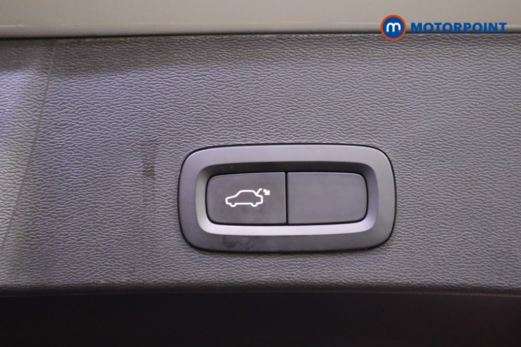 Used Volvo XC40 2021 for sale - 77590920: Photo 29