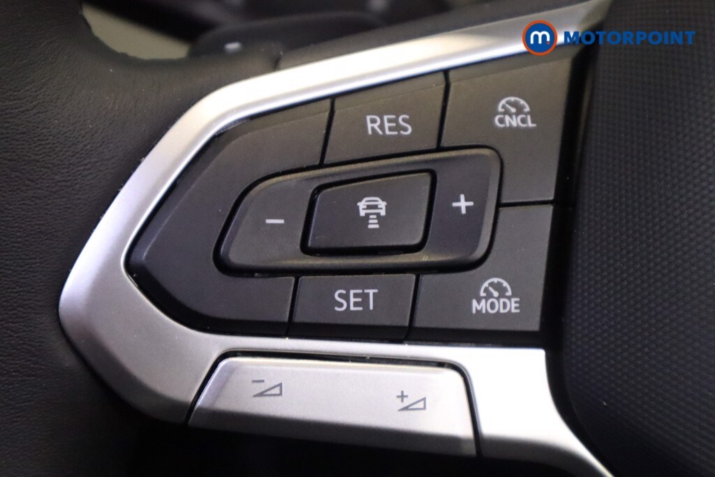 Used Volkswagen Passat 2025 for sale - 75997642: Photo 26