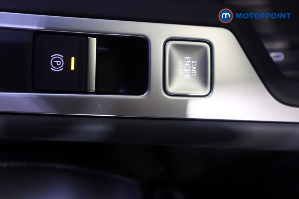 Used Volkswagen Passat 2025 for sale - 75997642: Photo 30