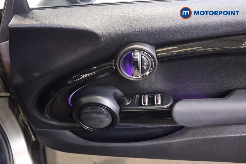 Used MINI Convertible 2016 for sale - 76777672: Photo 19