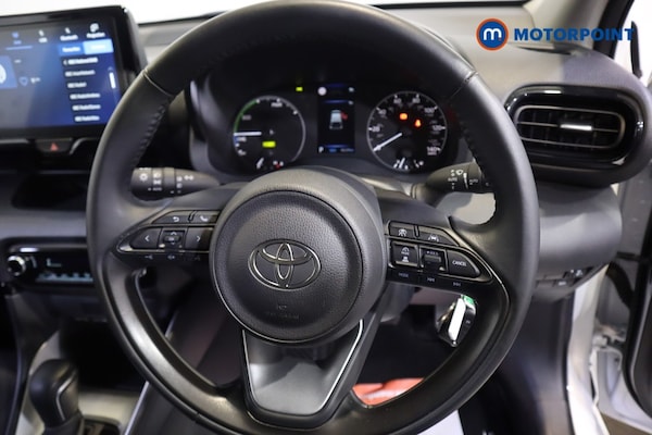 Used Toyota Yaris 2024 for sale - 76184708: Photo 11