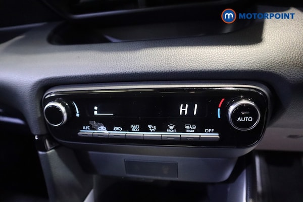 Used Toyota Yaris 2024 for sale - 76184708: Photo 13