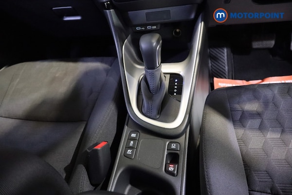 Used Toyota Yaris 2024 for sale - 76184708: Photo 14