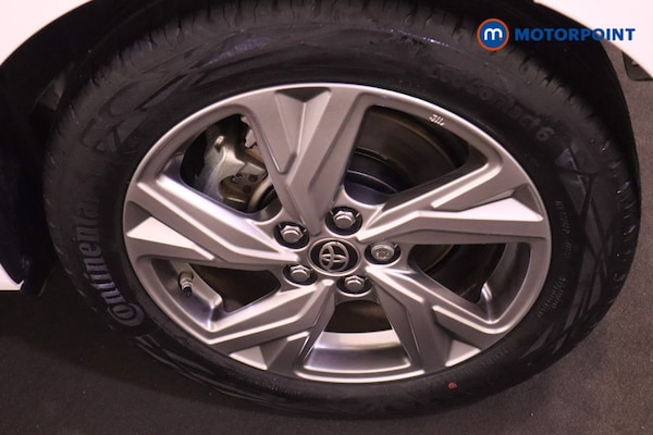 Used Toyota Yaris 2024 for sale - 76184708: Photo 30