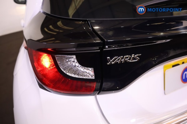 Used Toyota Yaris 2024 for sale - 76184708: Photo 37