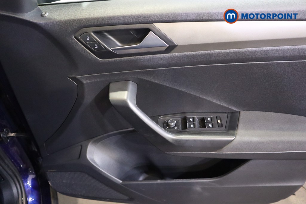 Used Volkswagen T-Roc 2021 for sale - 76908927: Photo 17