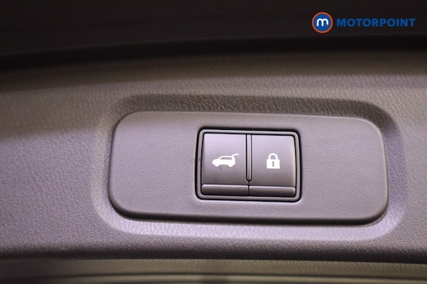 Used Nissan Qashqai 2022 for sale - 76332884: Photo 30