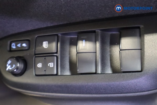 Used Toyota Yaris Cross 2023 for sale - 76235071: Photo 23