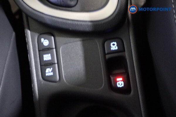 Used Toyota Yaris Cross 2023 for sale - 76235071: Photo 31