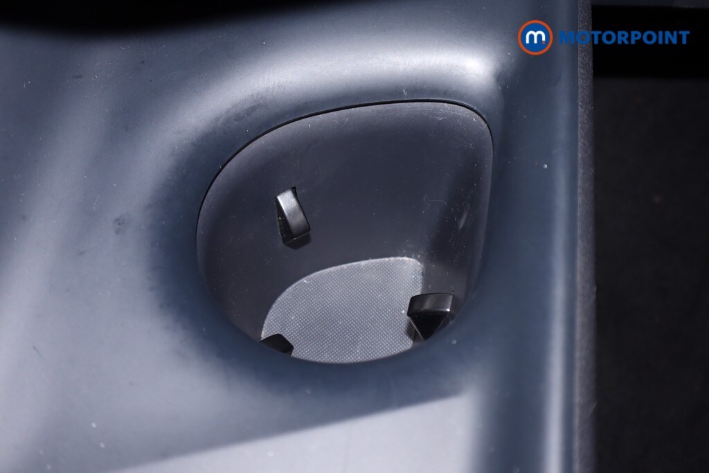 Used Toyota C-HR for sale - 77364757: Photo 32