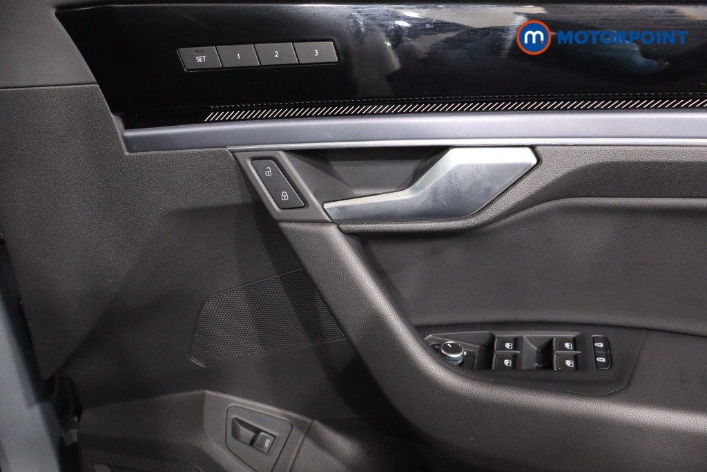 Used Volkswagen Touareg 2025 for sale - 76394494: Photo 30