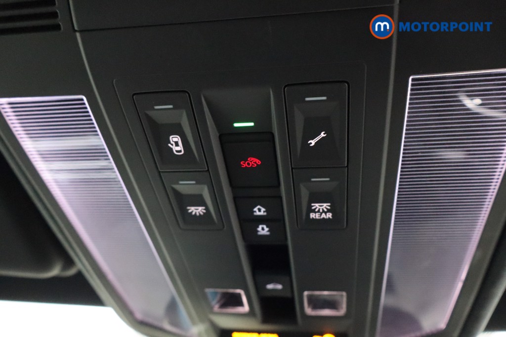 Used Volkswagen Touareg 2025 for sale - 76394494: Photo 32