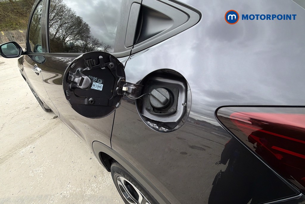 Used Honda HR-V 2018 for sale - 78095473: Photo 41