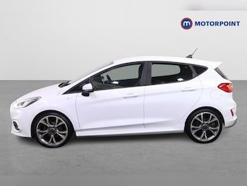 Used Ford Fiesta 2021 for sale - 76777654: Photo