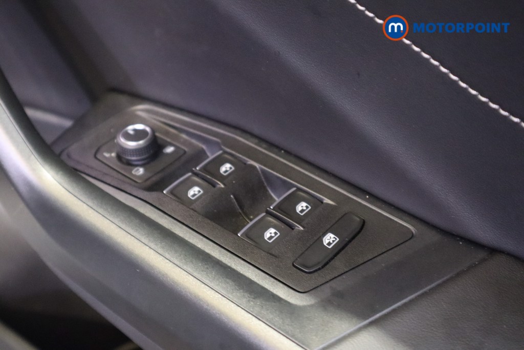 Used Volkswagen T-Roc 2025 for sale - 77636522: Photo 21