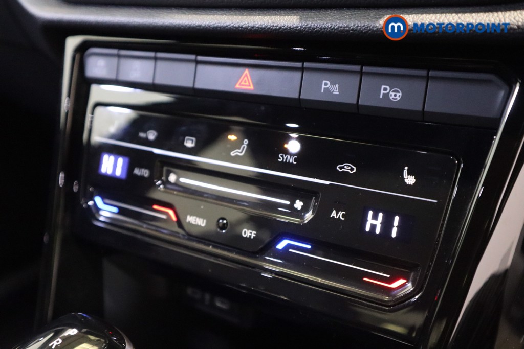 Used Volkswagen T-Roc 2025 for sale - 77636522: Photo 29