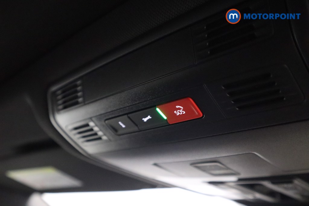 Used Volkswagen T-Roc 2025 for sale - 77636522: Photo 30