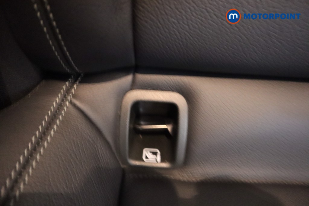 Used Mercedes-Benz CLA 2020 for sale - 76980221: Photo 36