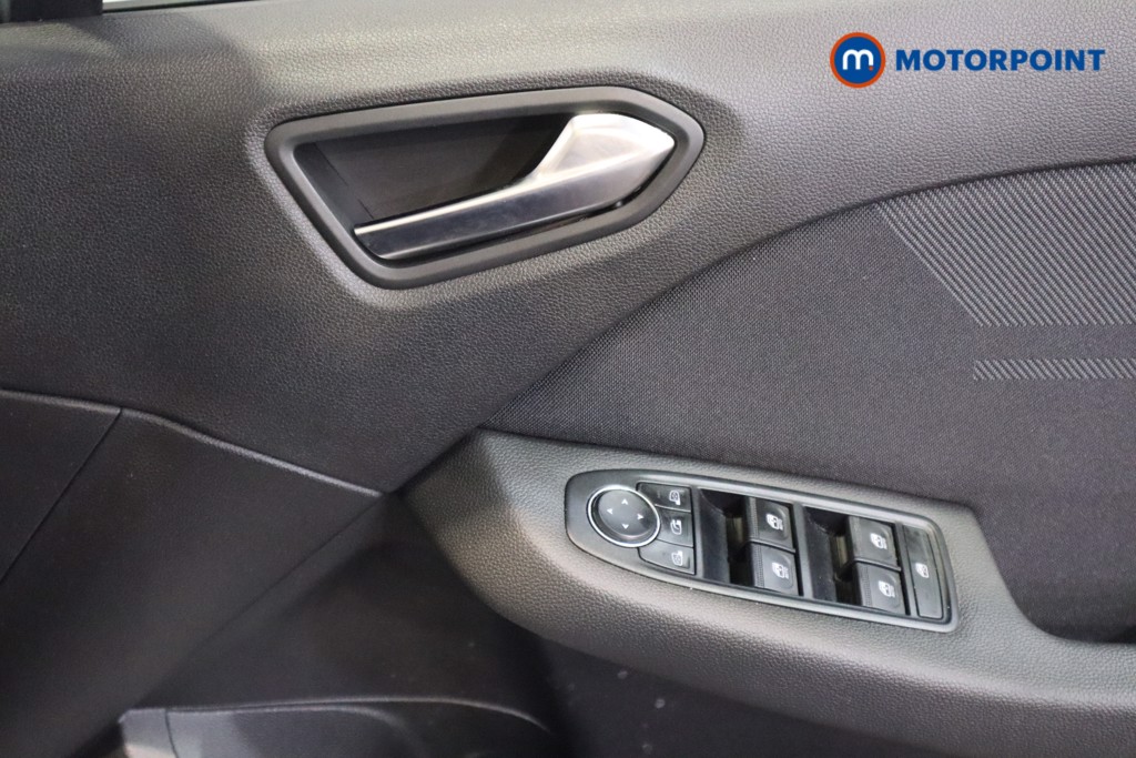 Used Renault Clio 2025 for sale - 76949239: Photo 18