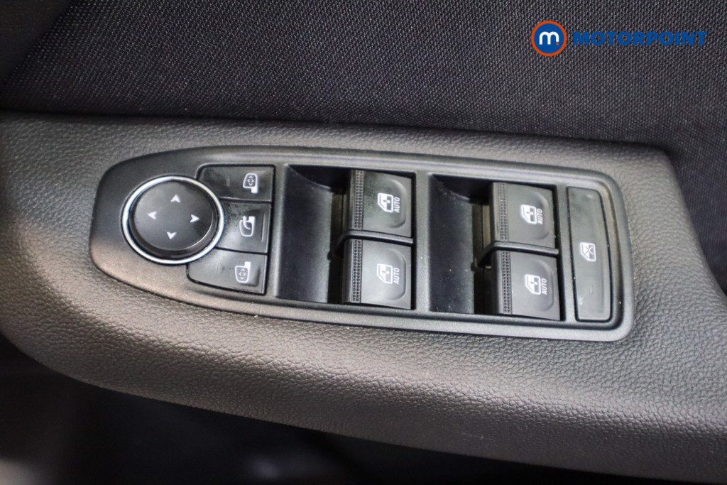 Used Renault Clio 2025 for sale - 76949239: Photo 19