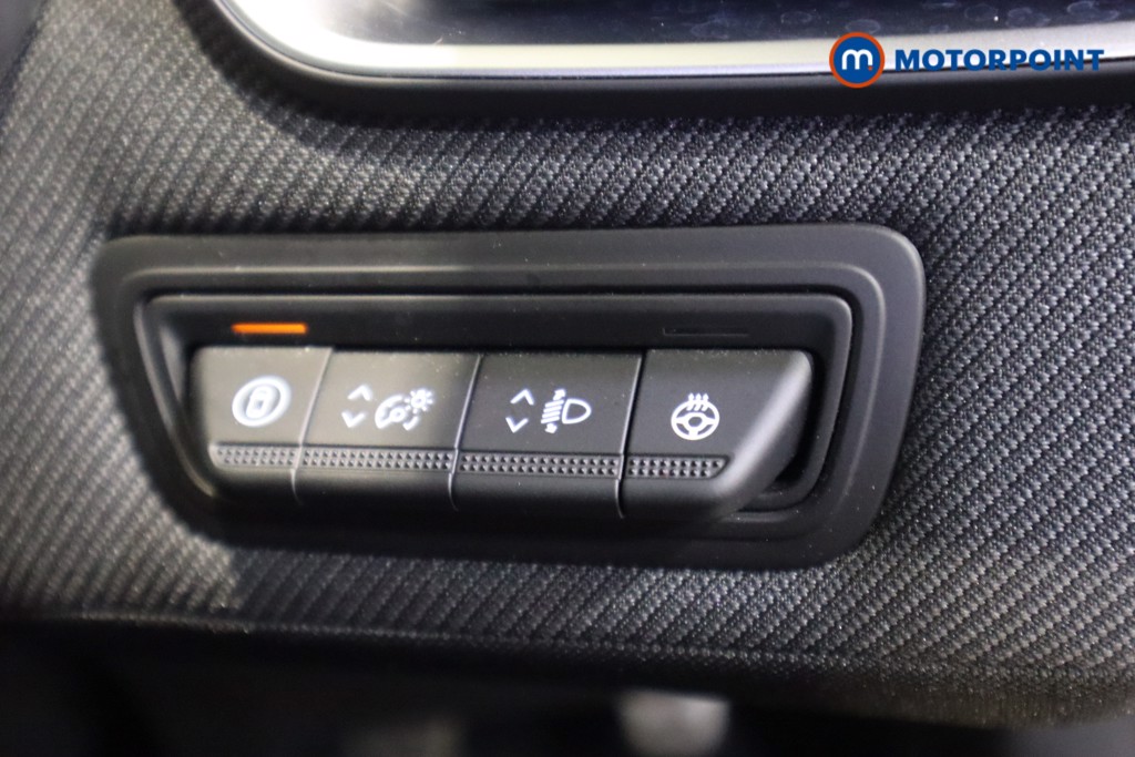 Used Renault Clio 2025 for sale - 76949239: Photo 20