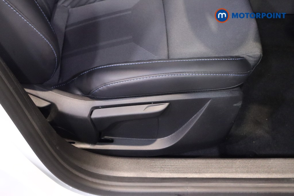 Used Renault Clio 2025 for sale - 76949239: Photo 24