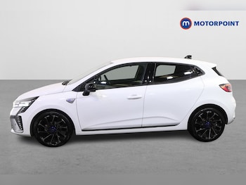 Used Renault Clio 2025 for sale - 76949239: Photo