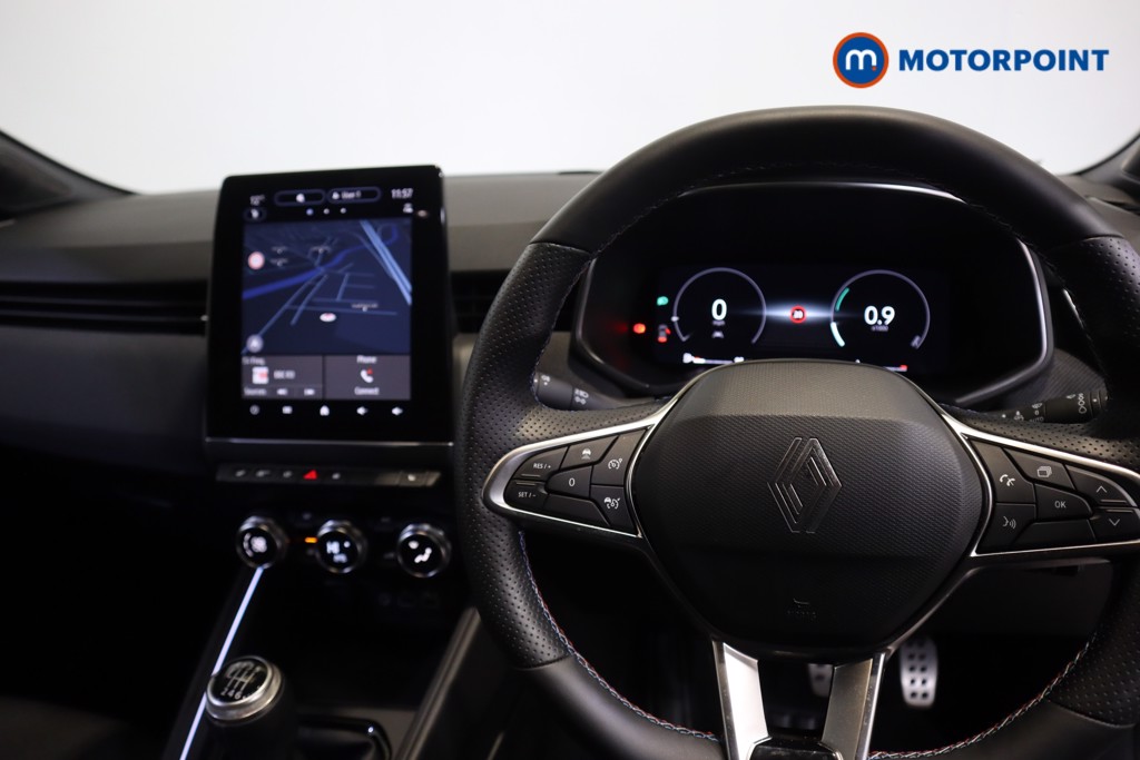 Used Renault Clio 2025 for sale - 76949239: Photo 9