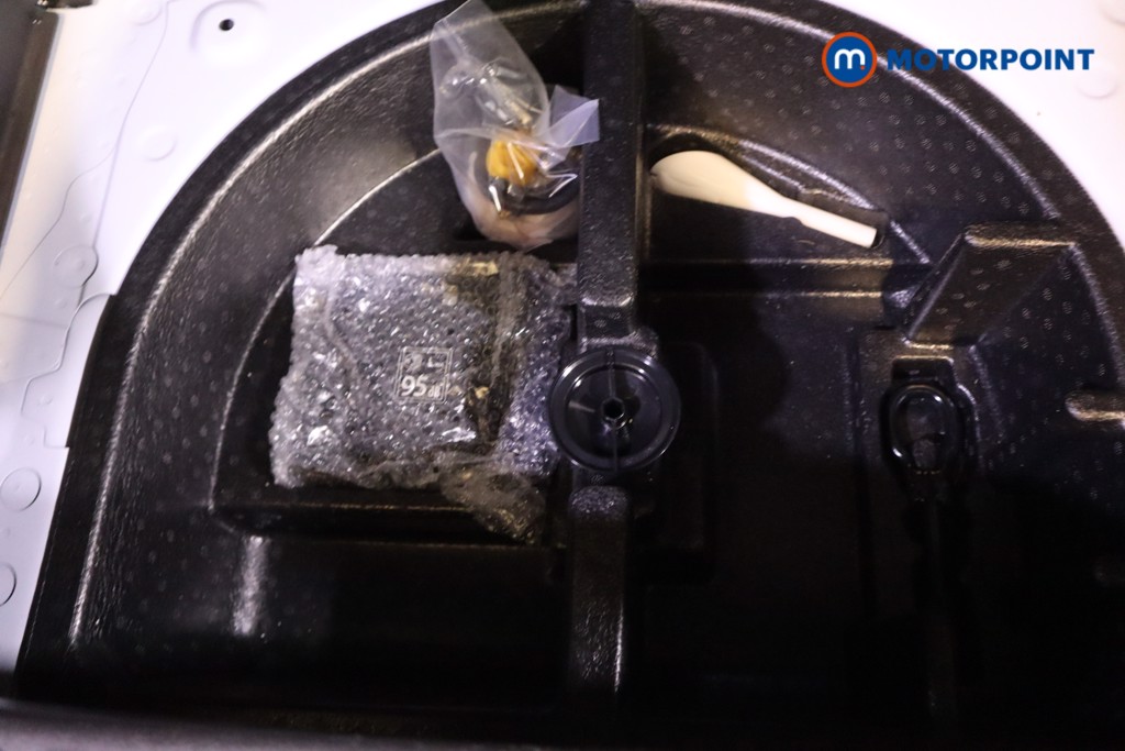 Used Ford Ka+ 2018 for sale - 76723233: Photo 36