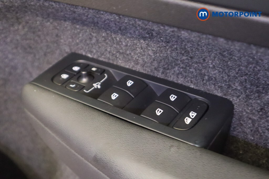 Used Volvo XC40 2023 for sale - 77814848: Photo 21