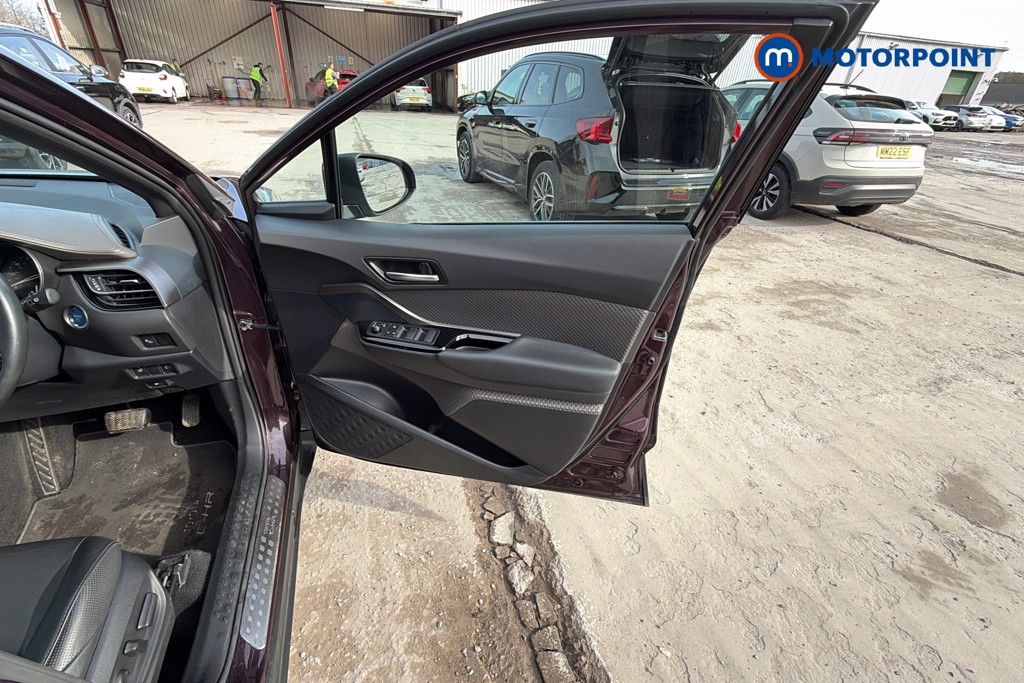 Used Toyota C-HR 2023 for sale - 78199524: Photo 26