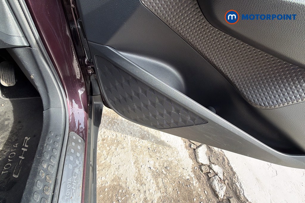 Used Toyota C-HR 2023 for sale - 78199524: Photo 28