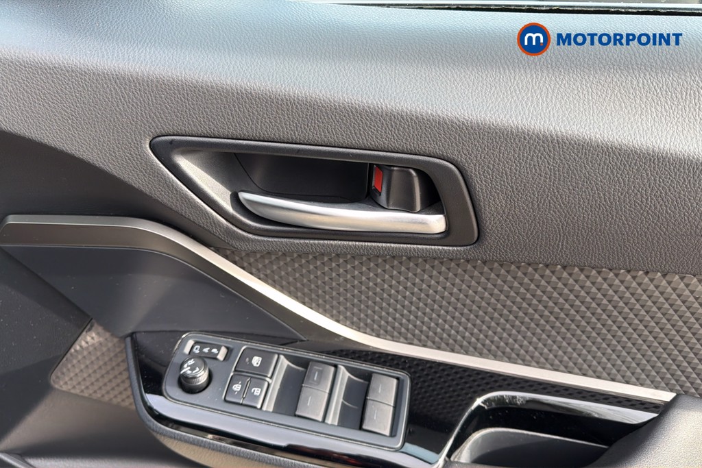 Used Toyota C-HR 2023 for sale - 78199524: Photo 41