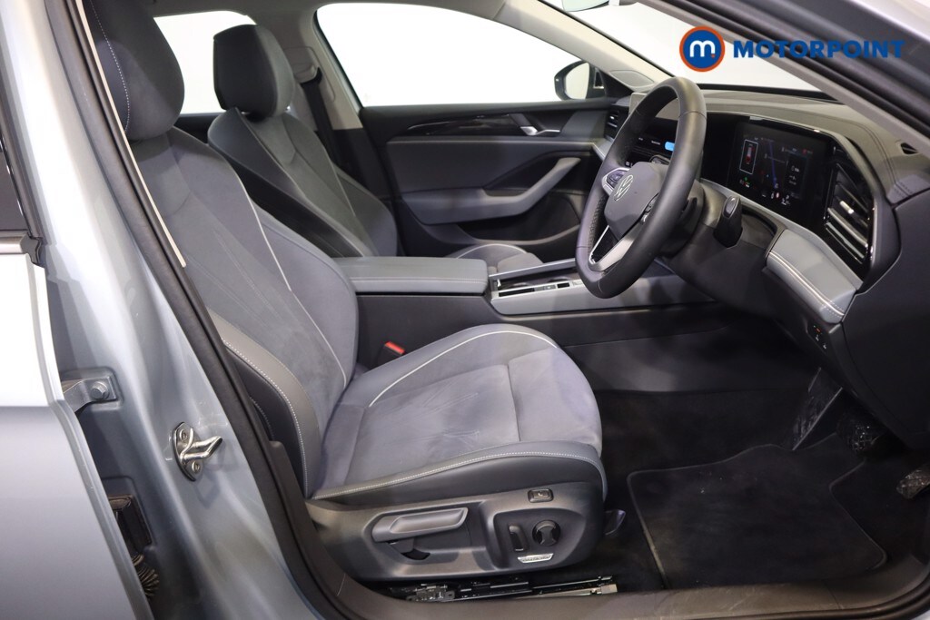 Used Volkswagen Passat 2025 for sale - 75985479: Photo 14