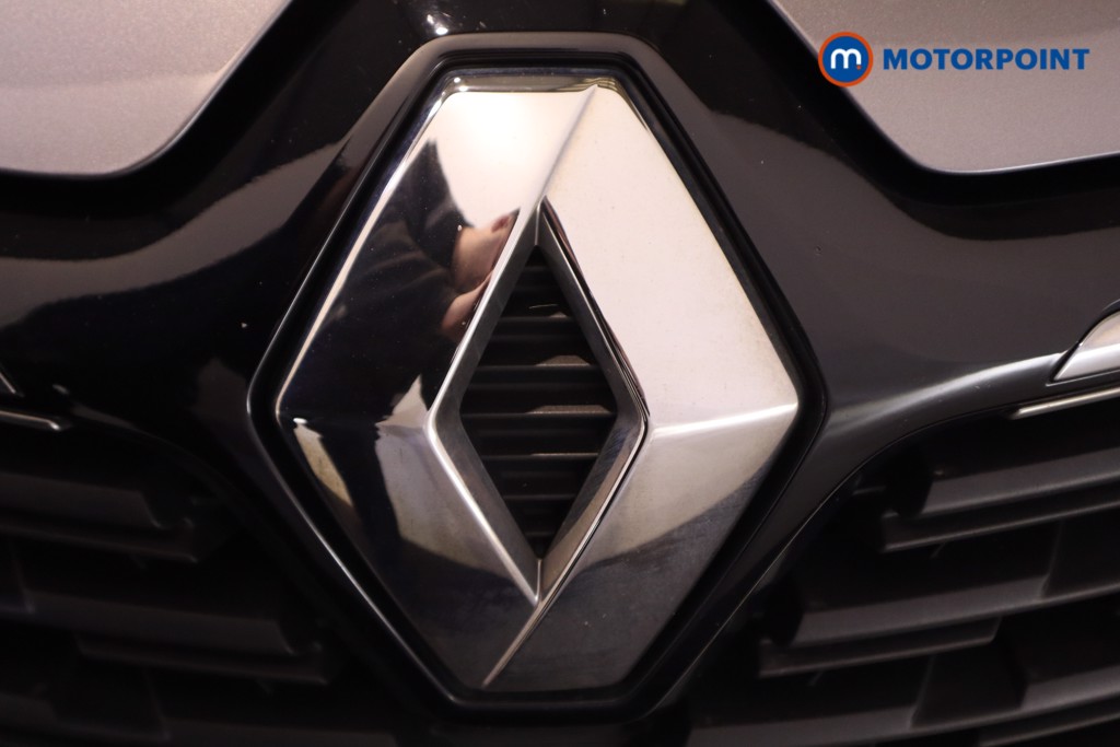 Used Renault Captur 2021 for sale - 77848935: Photo 44