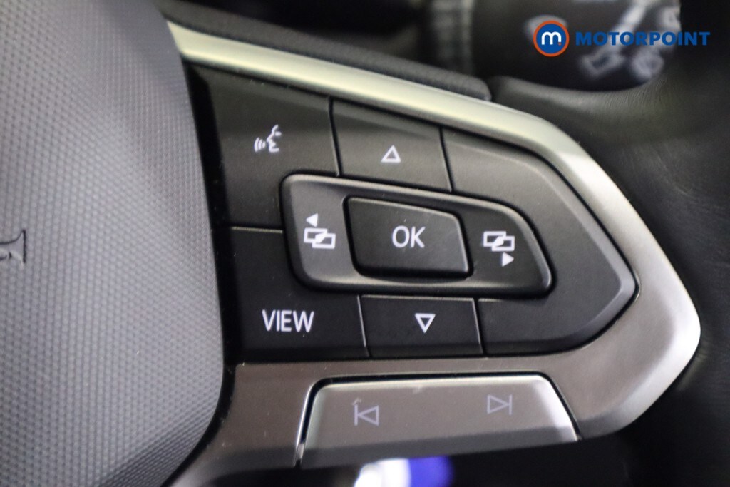 Used Volkswagen T-Roc 2024 for sale - 77741232: Photo 26