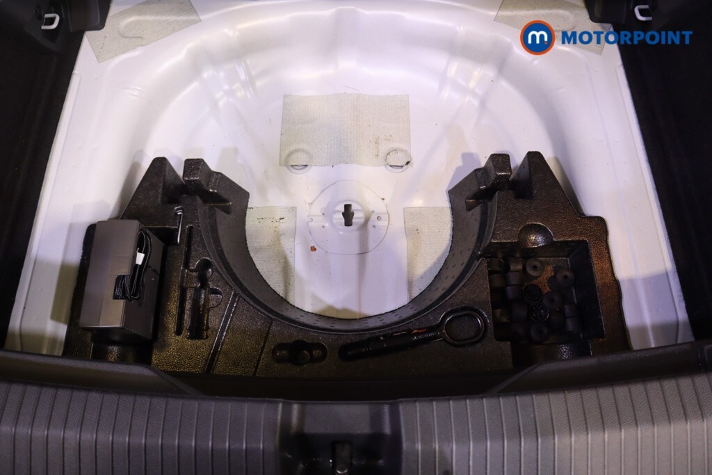 Used Volkswagen T-Roc 2024 for sale - 77741232: Photo 37