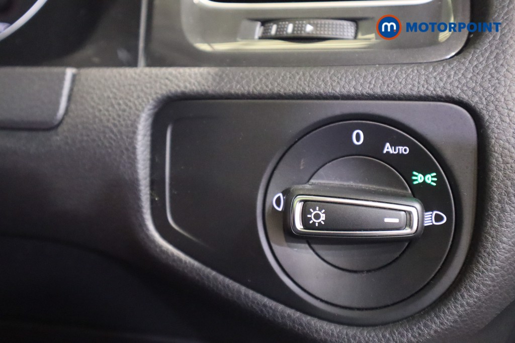 Used Volkswagen Golf 2018 for sale - 78012126: Photo 23