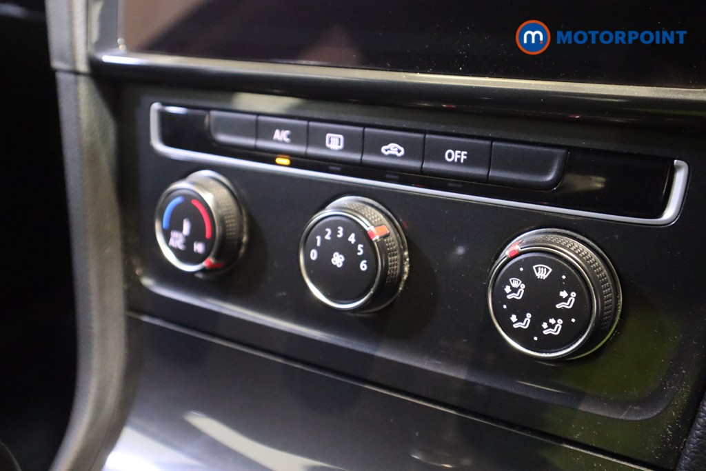 Used Volkswagen Golf 2018 for sale - 78012126: Photo 28